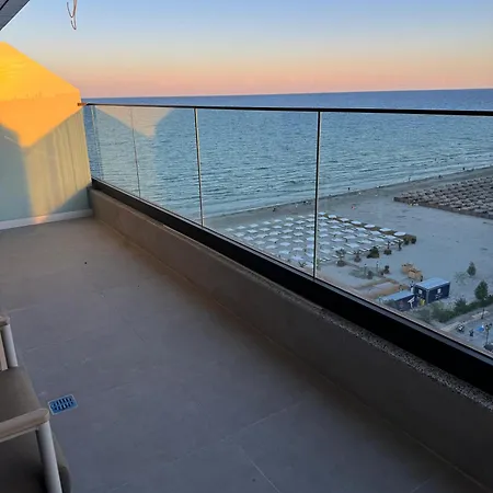 Aquamarine Sea View Tomis Grand 公寓 那沃达利